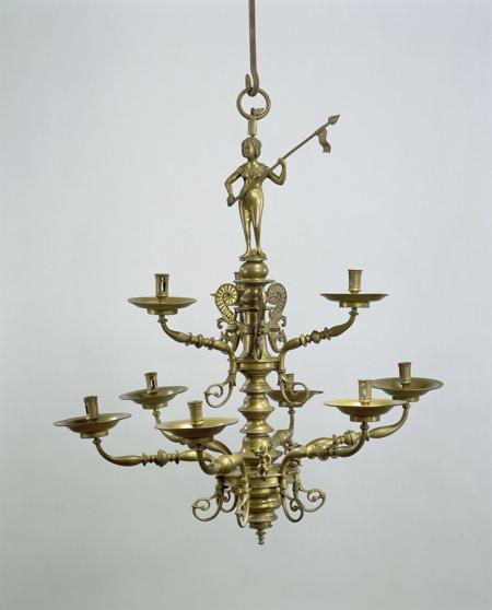 Chandelier Definition Meaning Usage FineDictionary