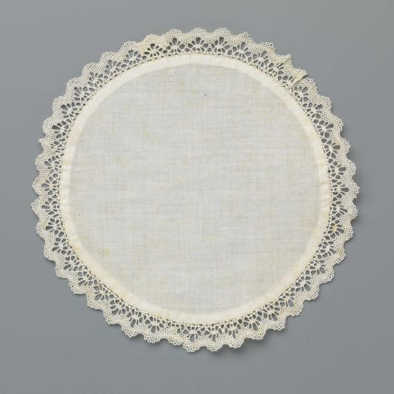 Doily Definition, Meaning & Usage