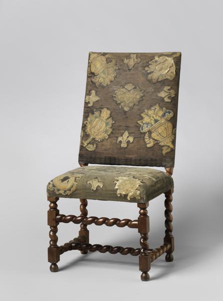 Slung Definition, Meaning & Usage | FineDictionary.com