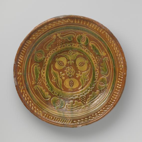 Platter Definition, Meaning & Usage