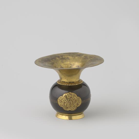 Trumpet shell Definition, Meaning & Usage